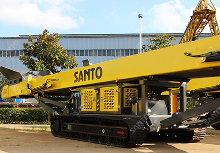 Tracked stacker used in Russia